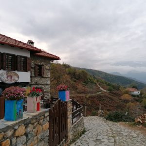 Palaios Panteleimonas picturesque village